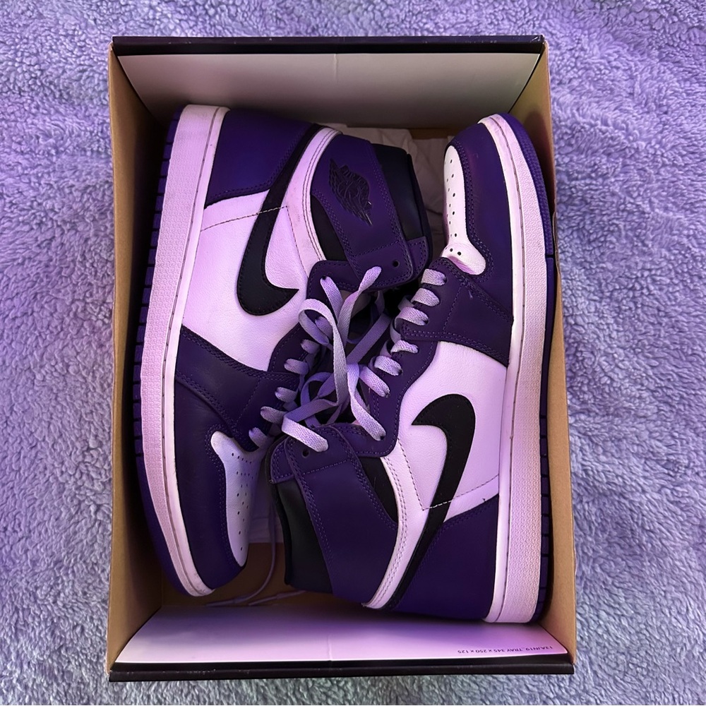 Nike Air Jordan 1 Retro High OG “Court Purple” – Size 13 – 2020 Release